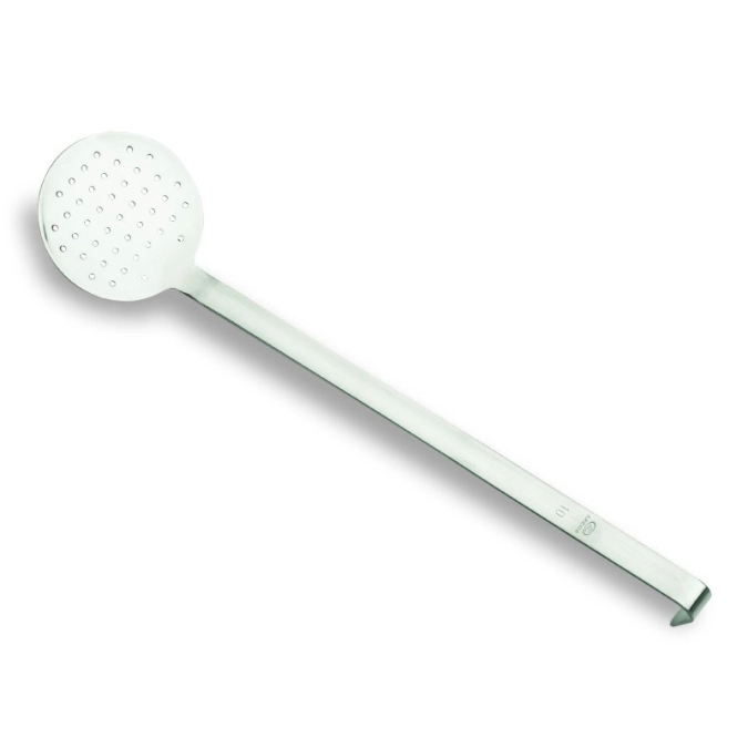 Ecumoire up 8 cms.