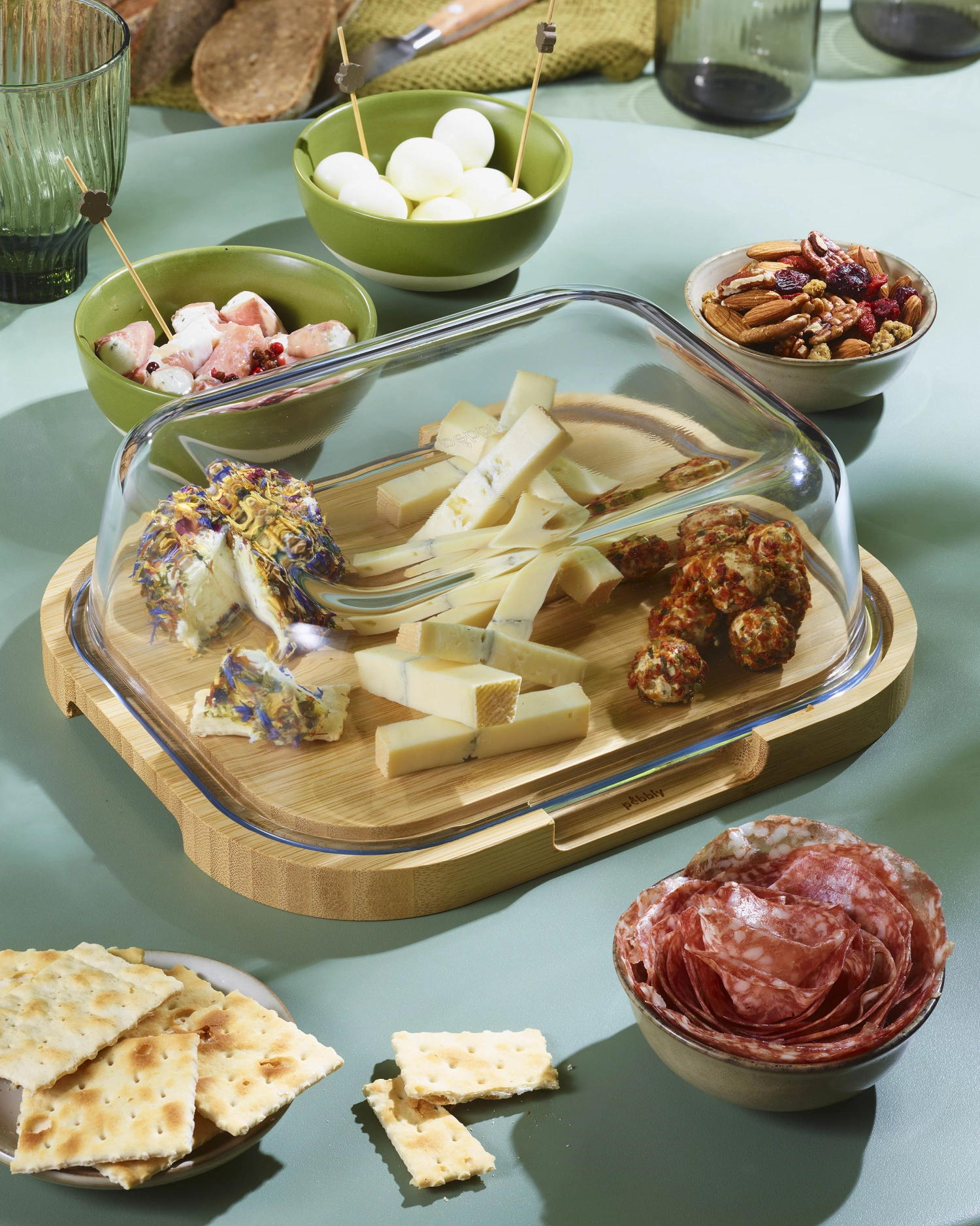 Käseglocke mit Glasdeckel