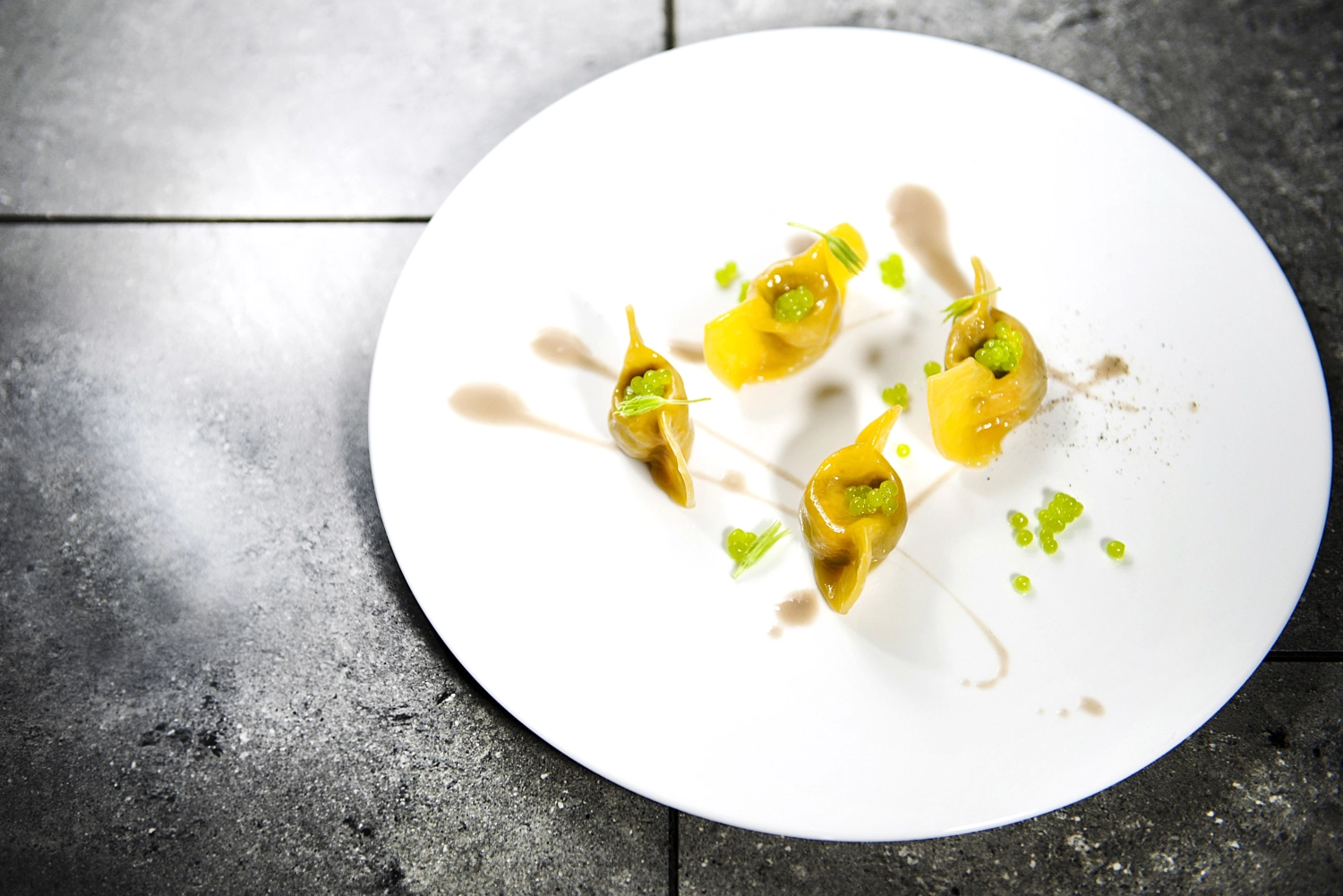 Moma Bone China Assiette plate coupe 27cm