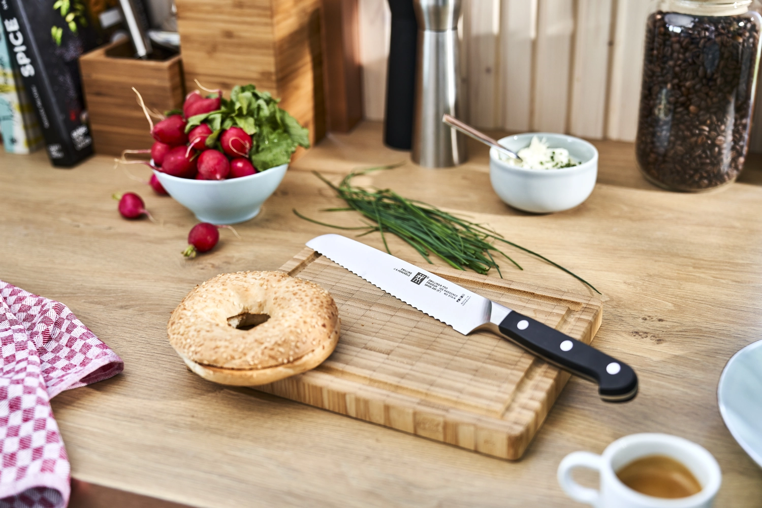 Zwilling pro couteau à pain 200 mm