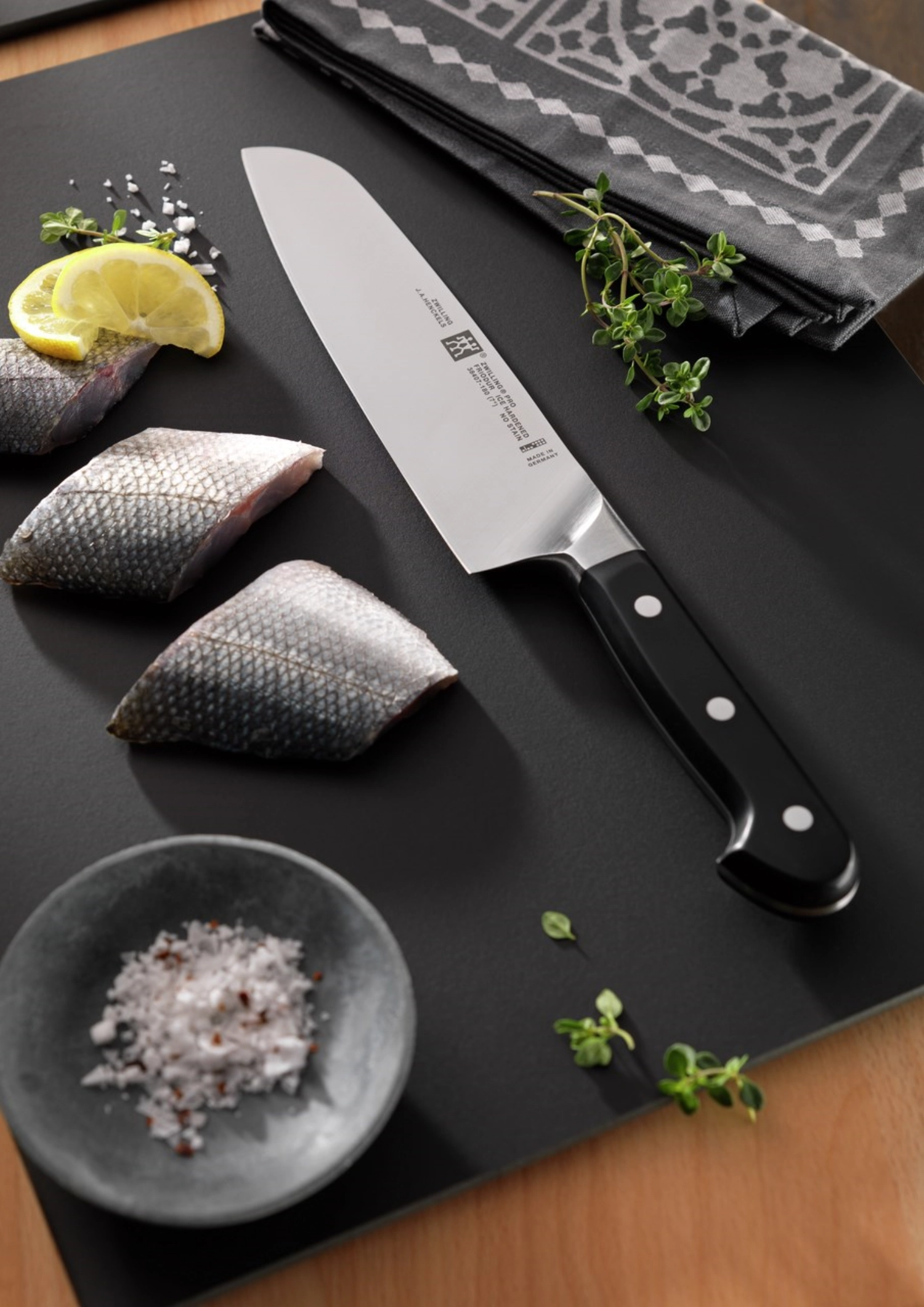 Zwilling pro couteau santoku 180 mm