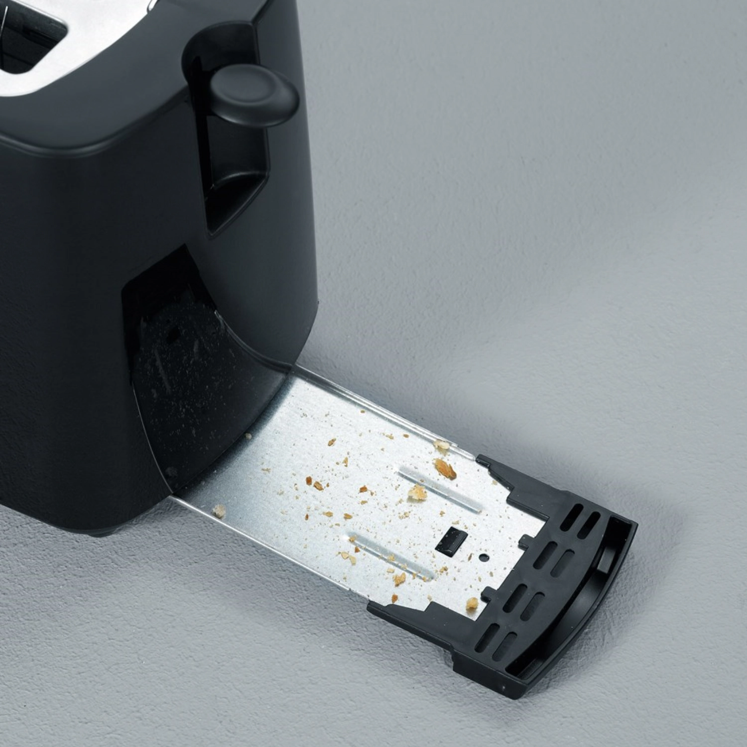 Grille-pain pour 2 tranches 19x31x19cm 700w noir