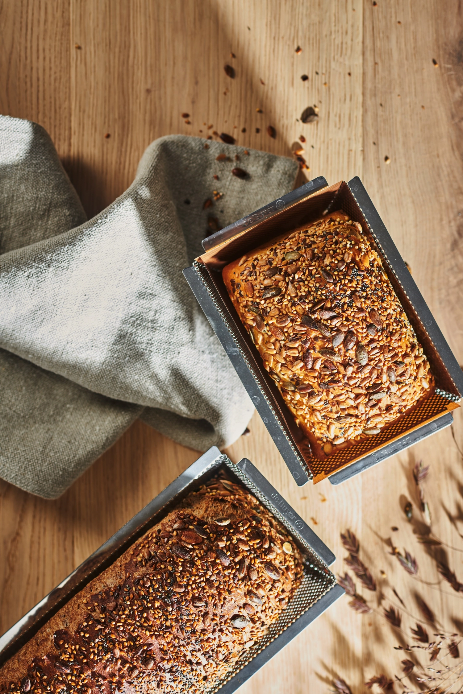 Moule à gâteau perf. a. couvercle amovible. fond