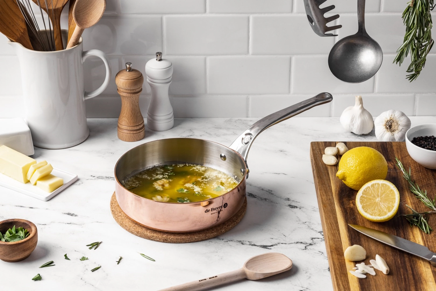 Prima matera sauteuse droite en cuivreinox. ø24cm,induction