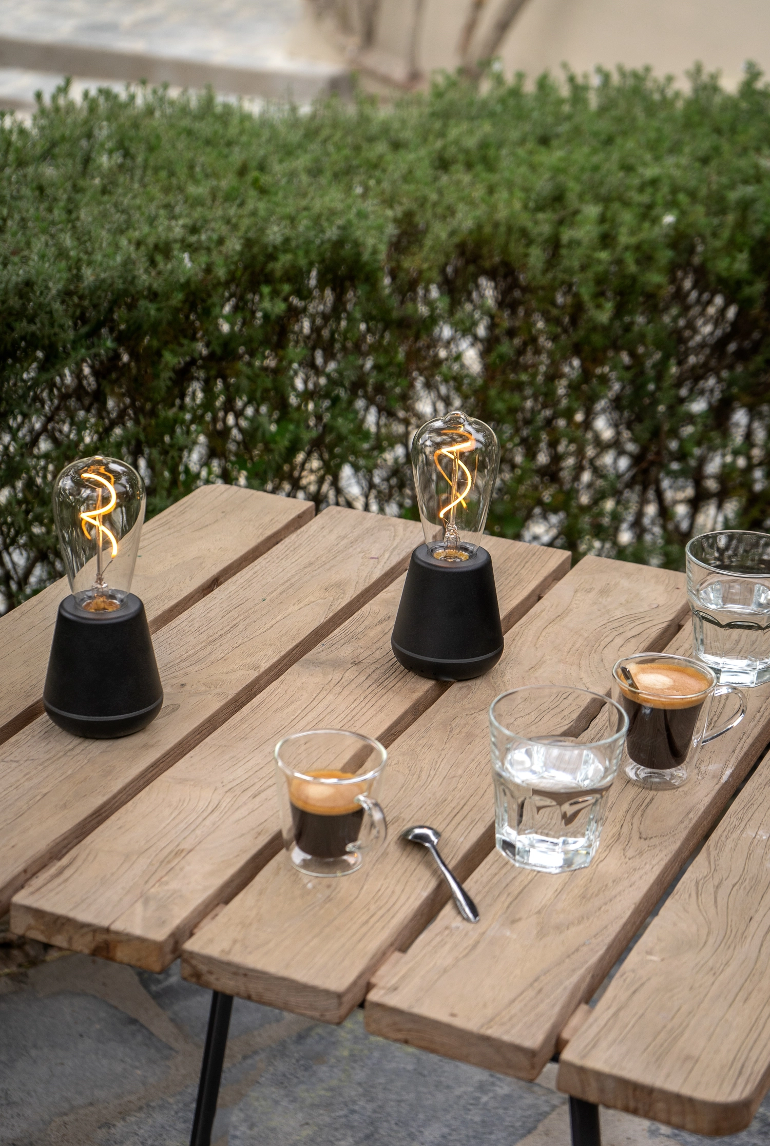 One Outdoor Tischlampe