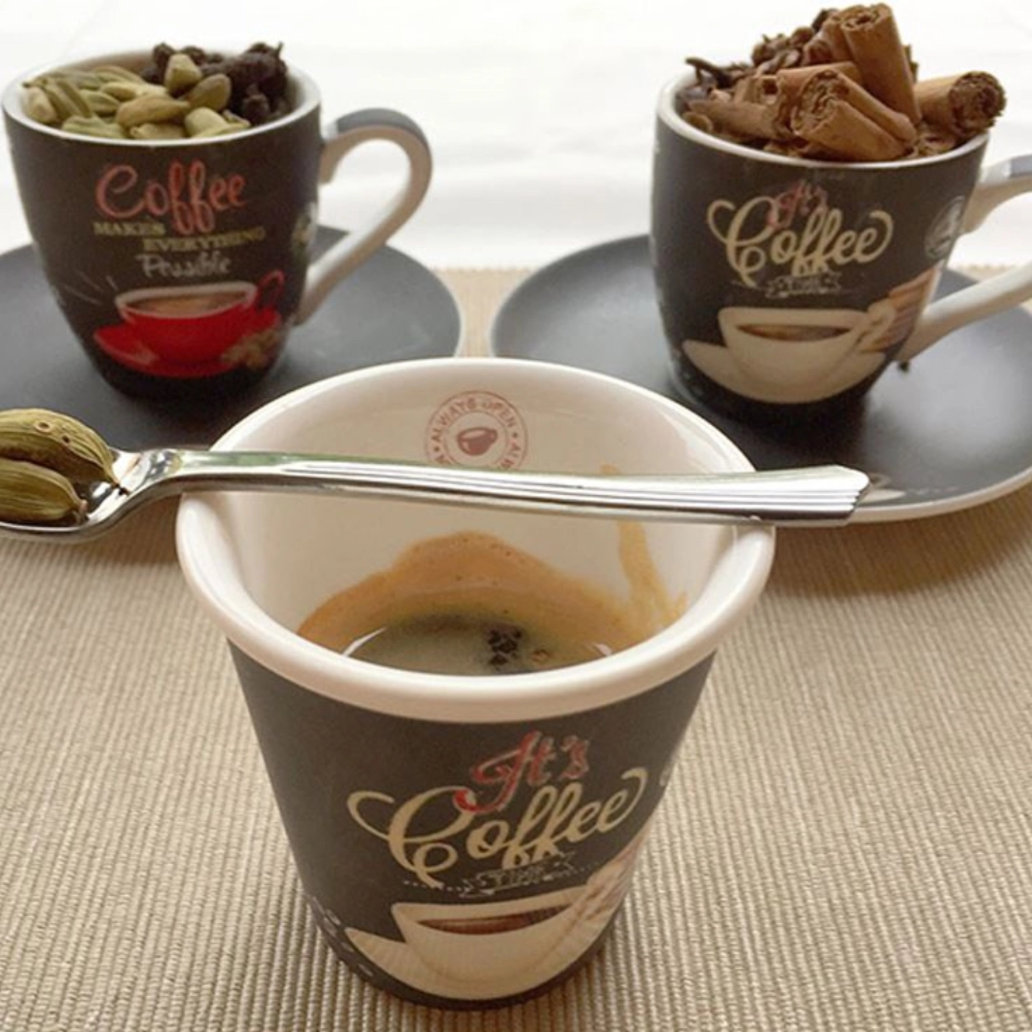 Lot de 2 Its coffee time Tasse à espresso a. soucoupe