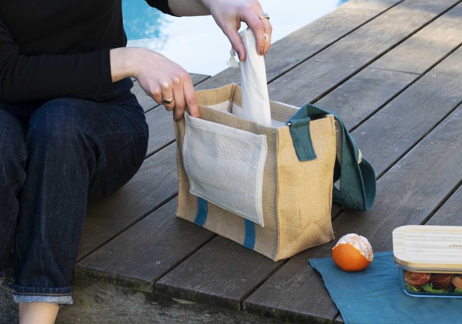 Sac à bandoulière avec set de table