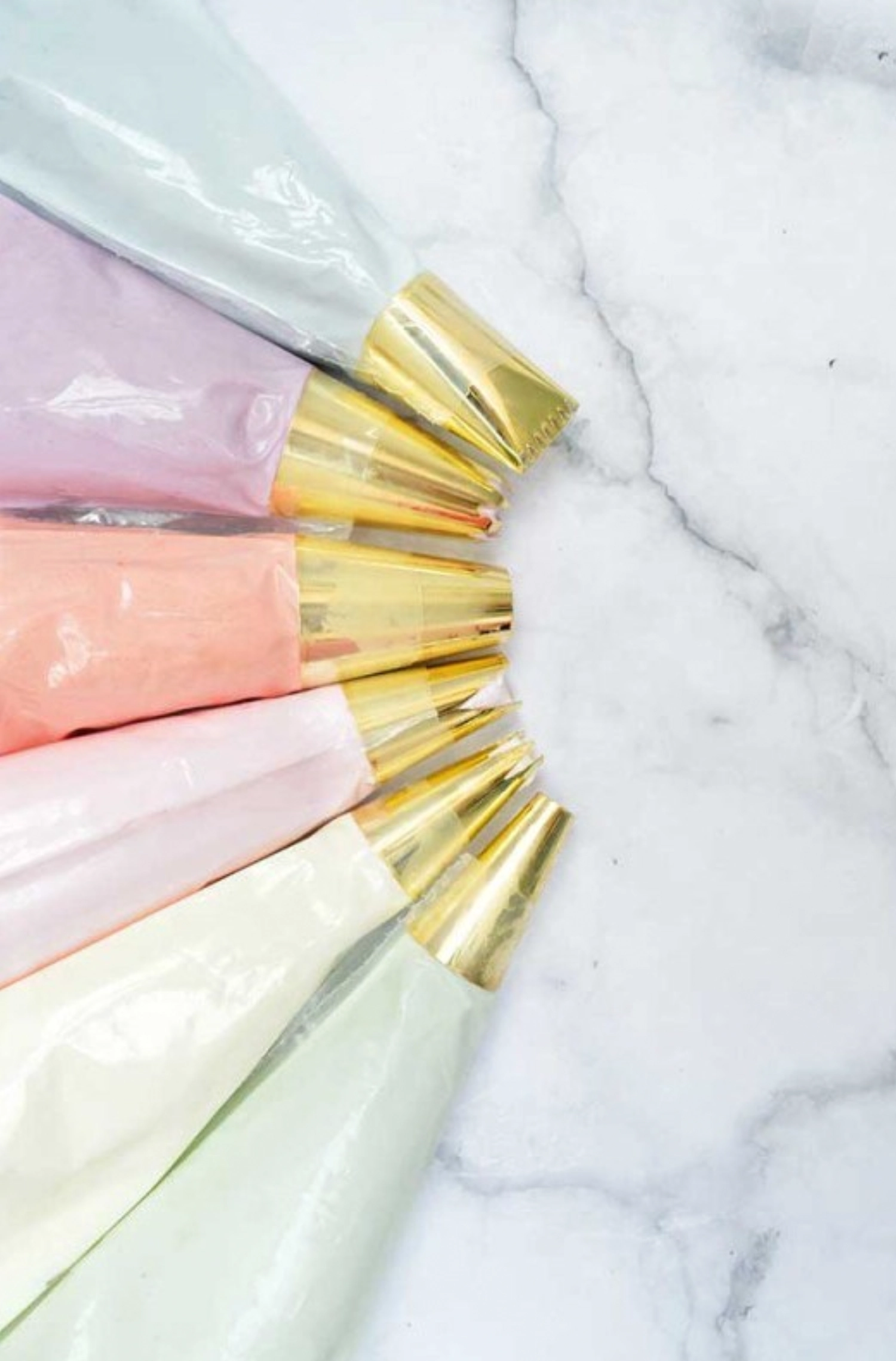 Set de 6 douilles dorées