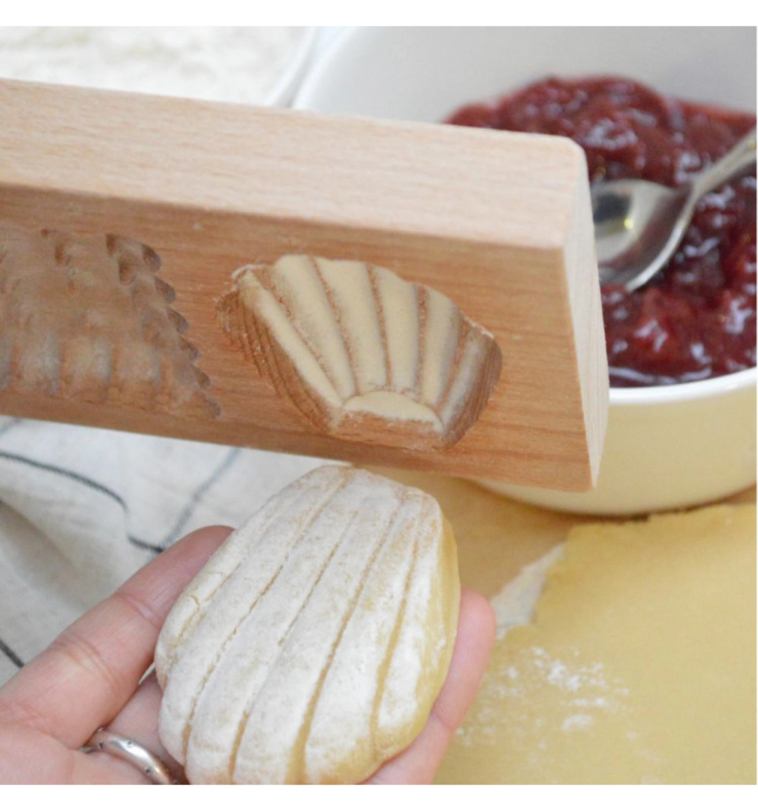 Moule en bois pour biscuits fourrés petits biscuits