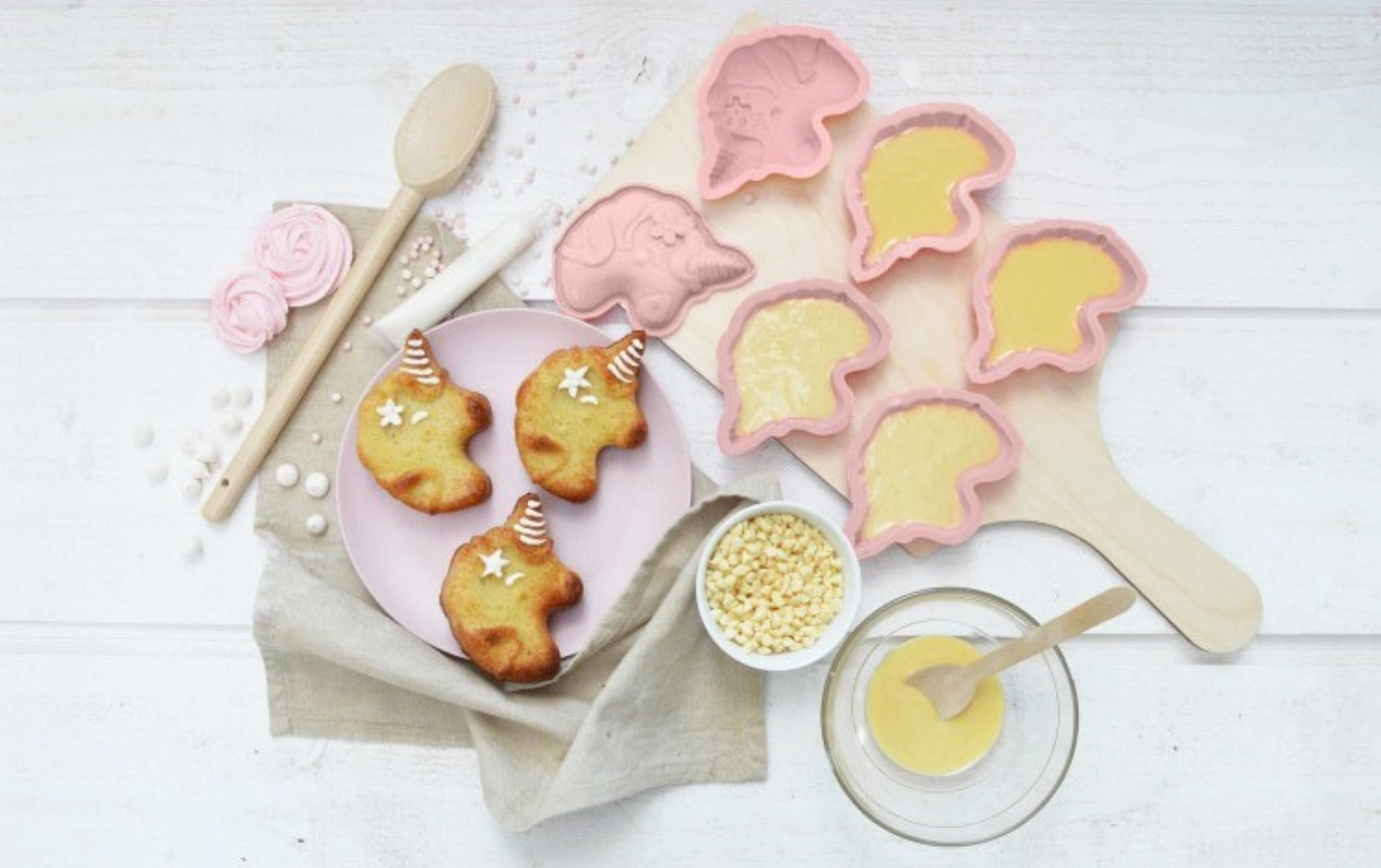 6 moules individuels en silicone licorne