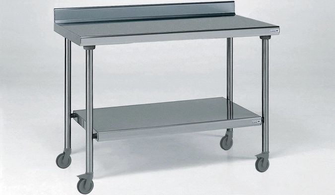 Tisch 800x1800mm mit Aufkantung und Boden auf Räder