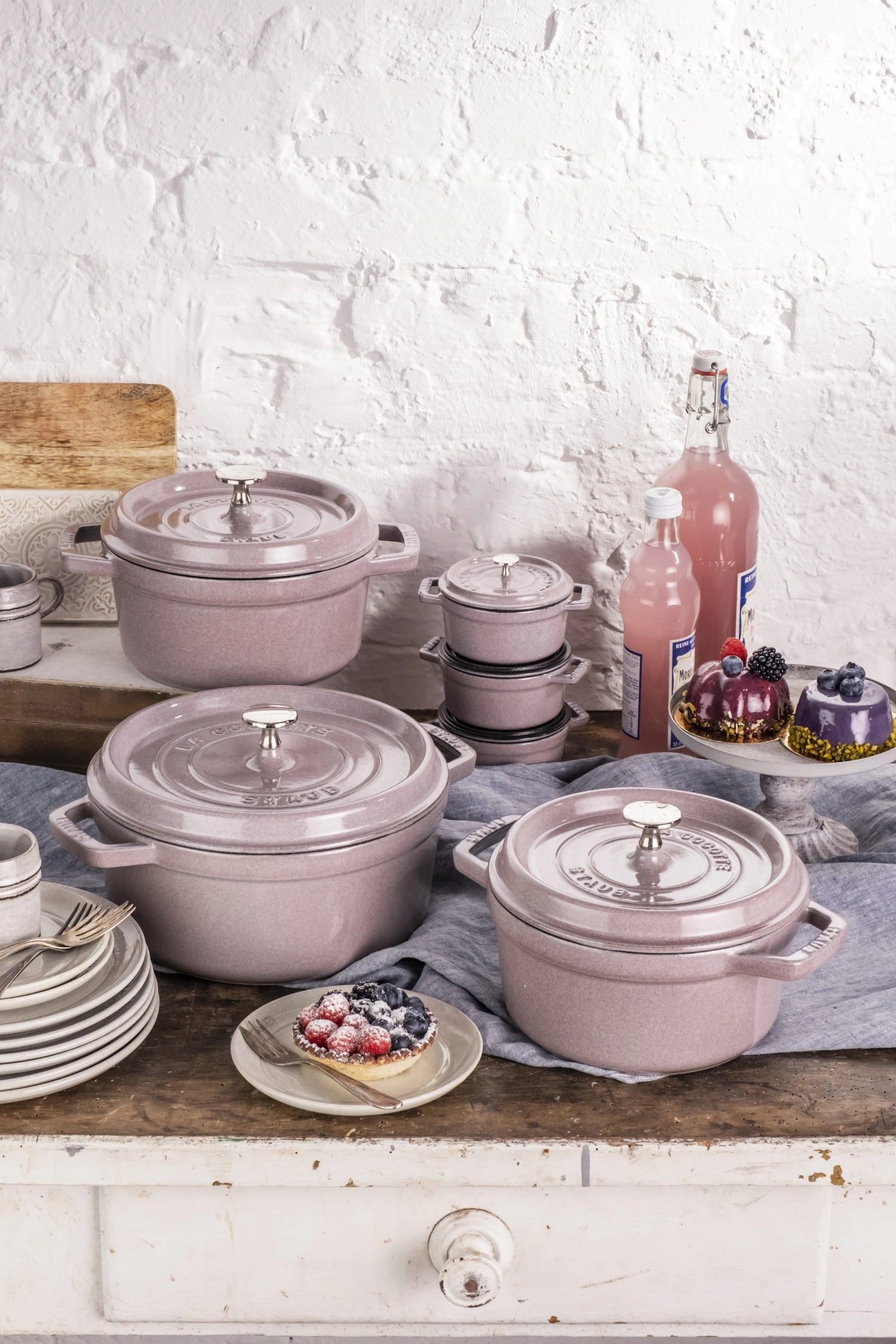 Cocotte 20 cm, ronde, cerisier en fleurs, fonte 2.2l