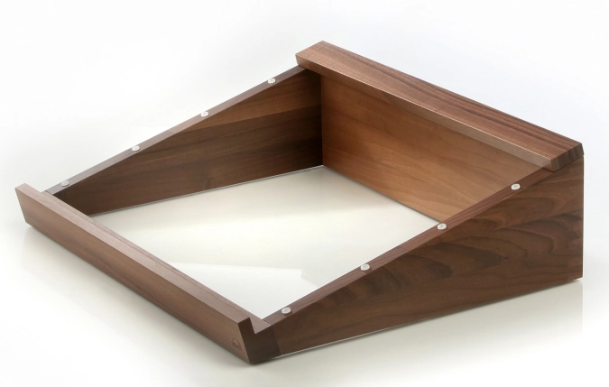 SOLID Tablettständer schräg Walnussholz 42x51cm, H:5/13.5cm