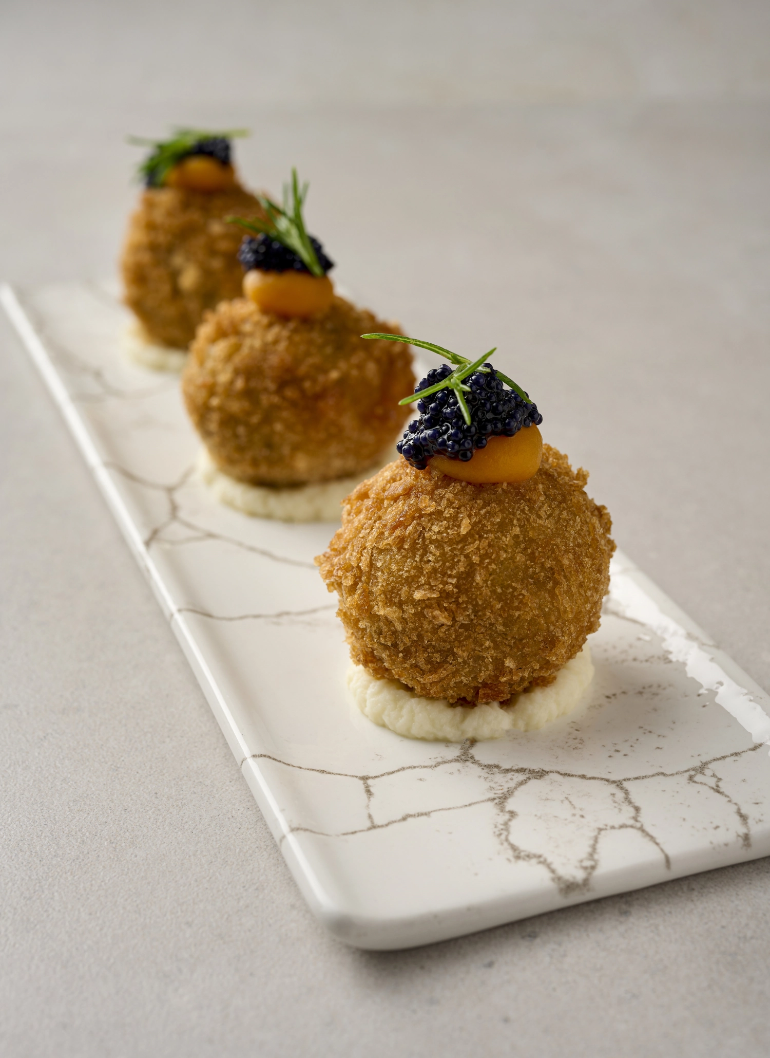 S.P. Raku Quartz Black Plat