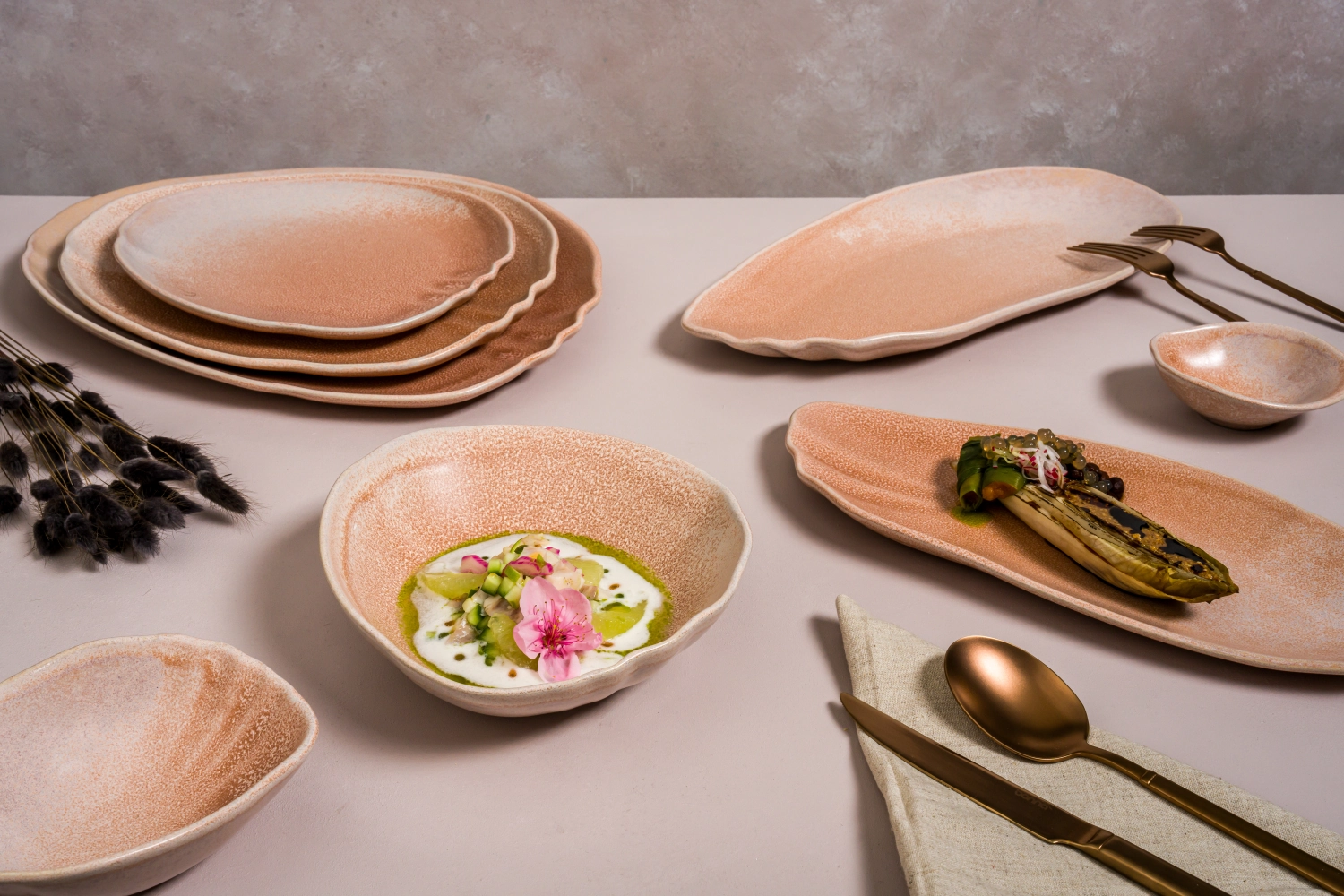 Tone Blush Teller tief