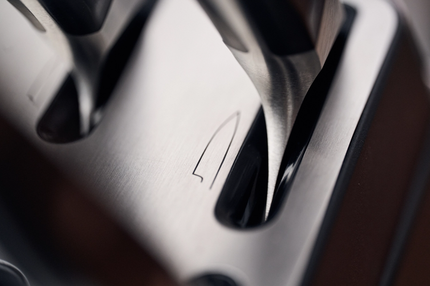 7tlg. Pro Selbstschärfender Messerblock