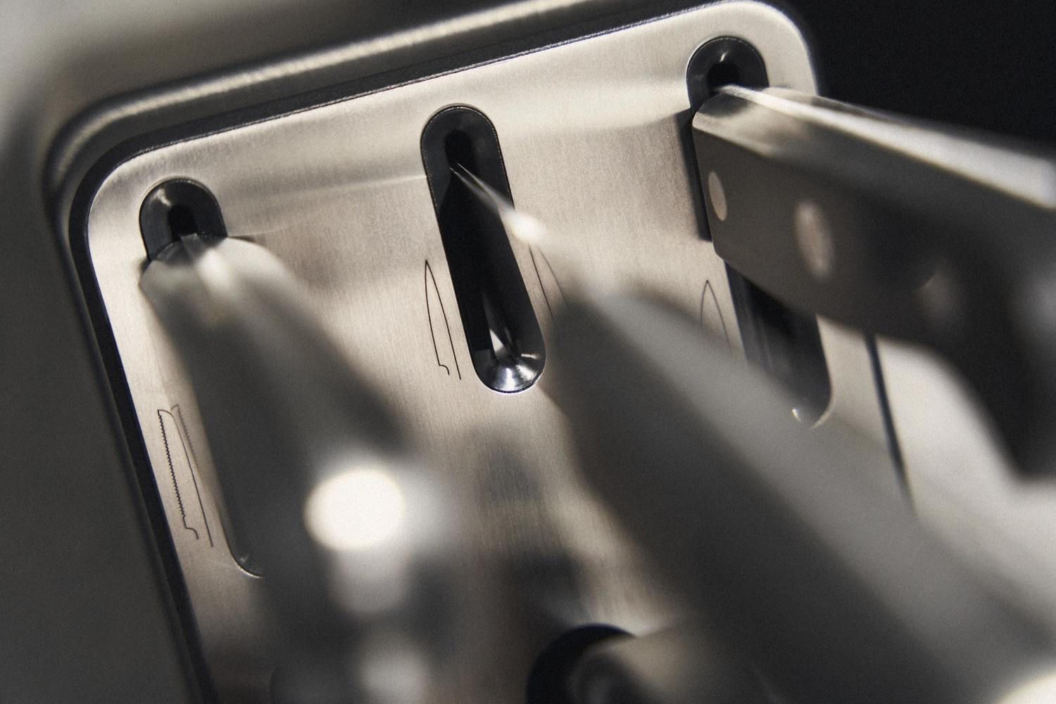 7tlg. Gourmet Selbstschärfender Messerblock