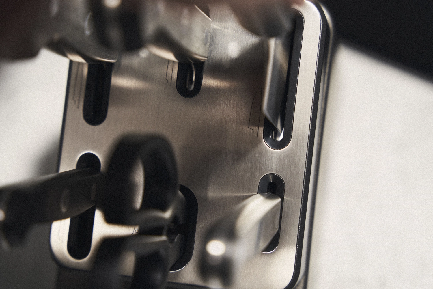 7tlg. Gourmet Selbstschärfender Messerblock