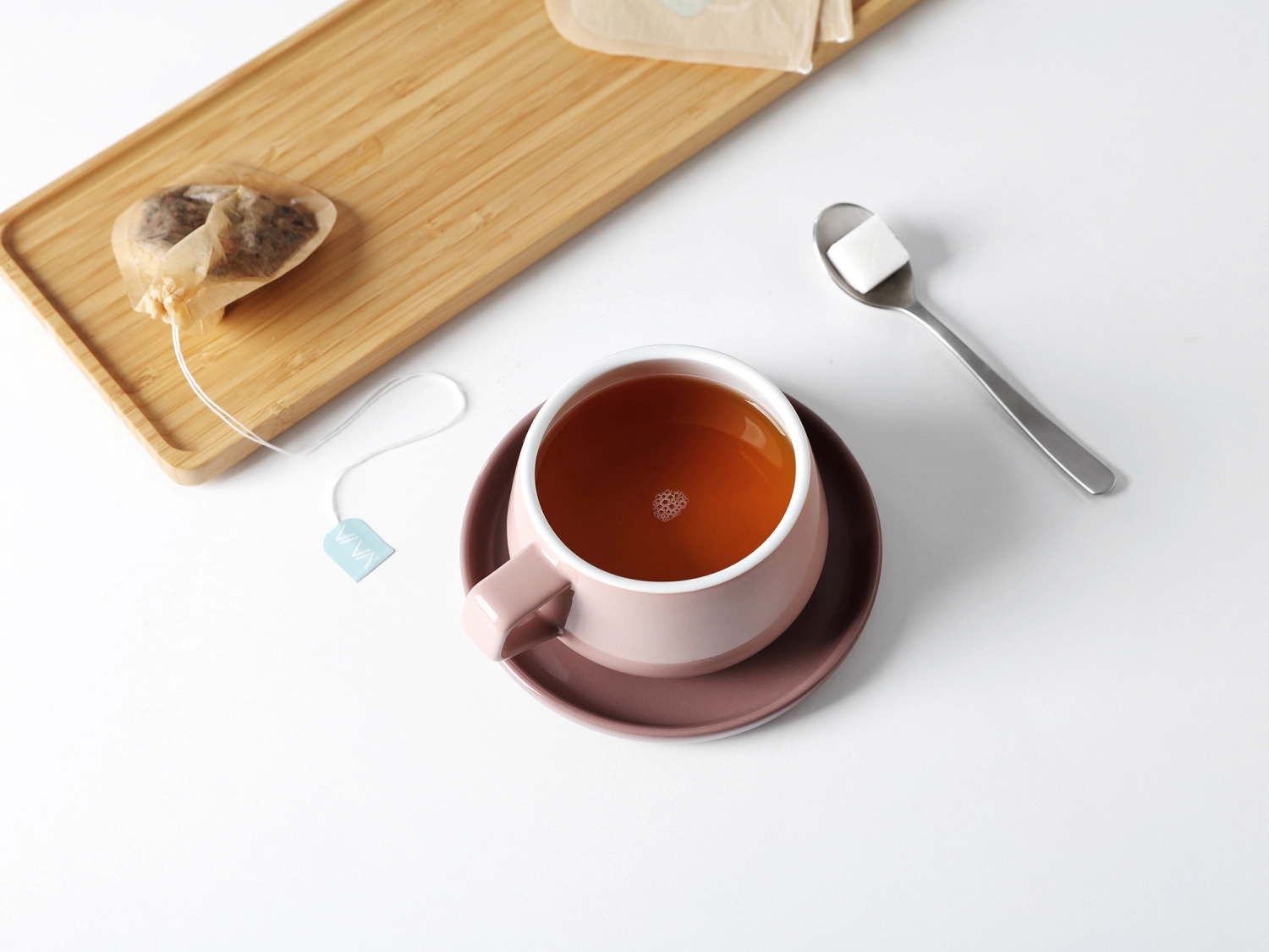 Classic Ella Tasse à thé avec soucoupe