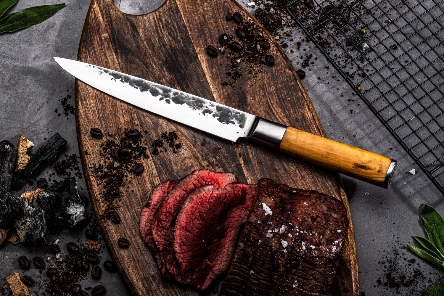 Forged Olive Couteau à viande