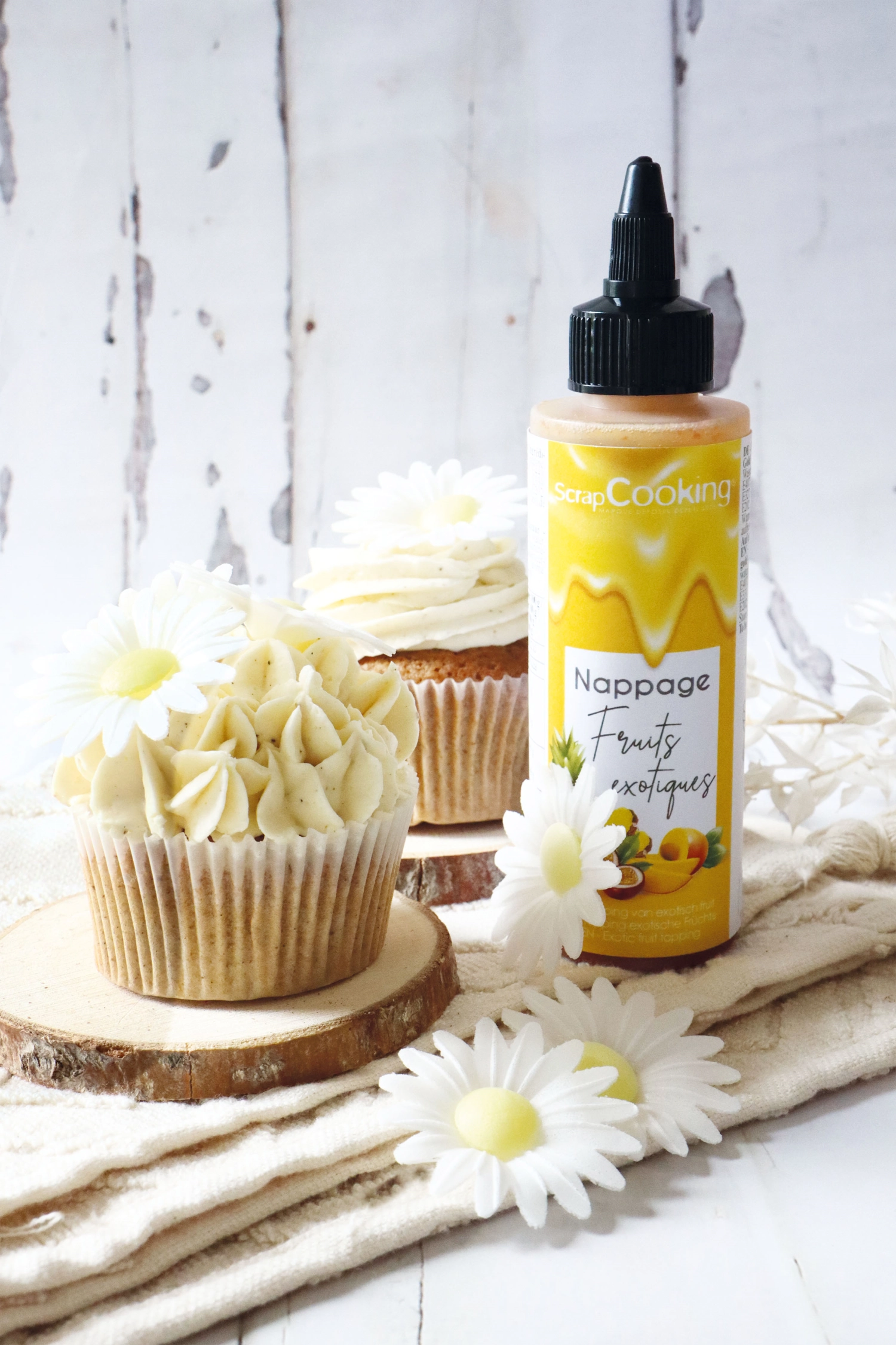 Lot de 18 marguerites en papier comestible