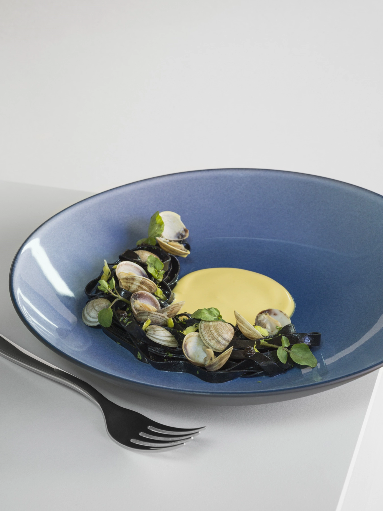 Equinoxe Teller tief