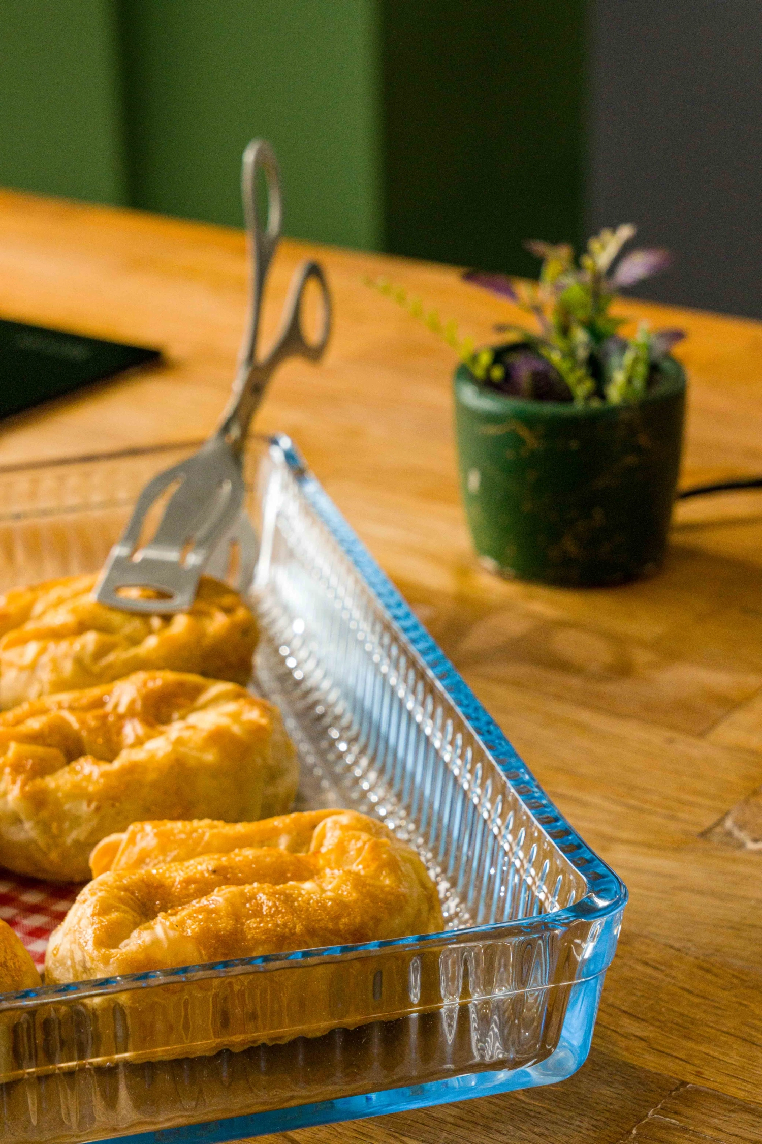 Moule à gâteau rectangulaire avec gaufrage 17.1x12.5cm