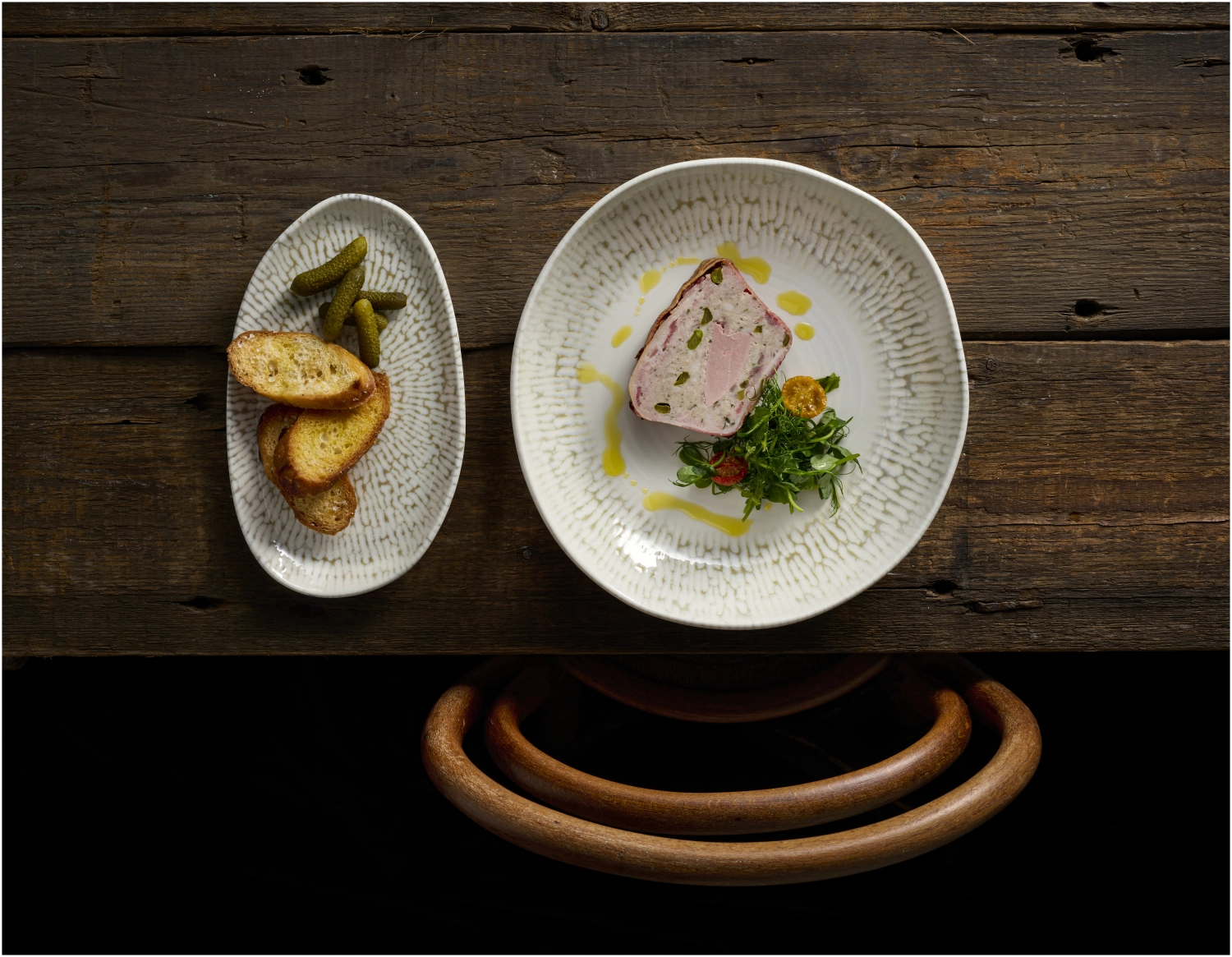 Assiette plate Cascade Taupe Organic