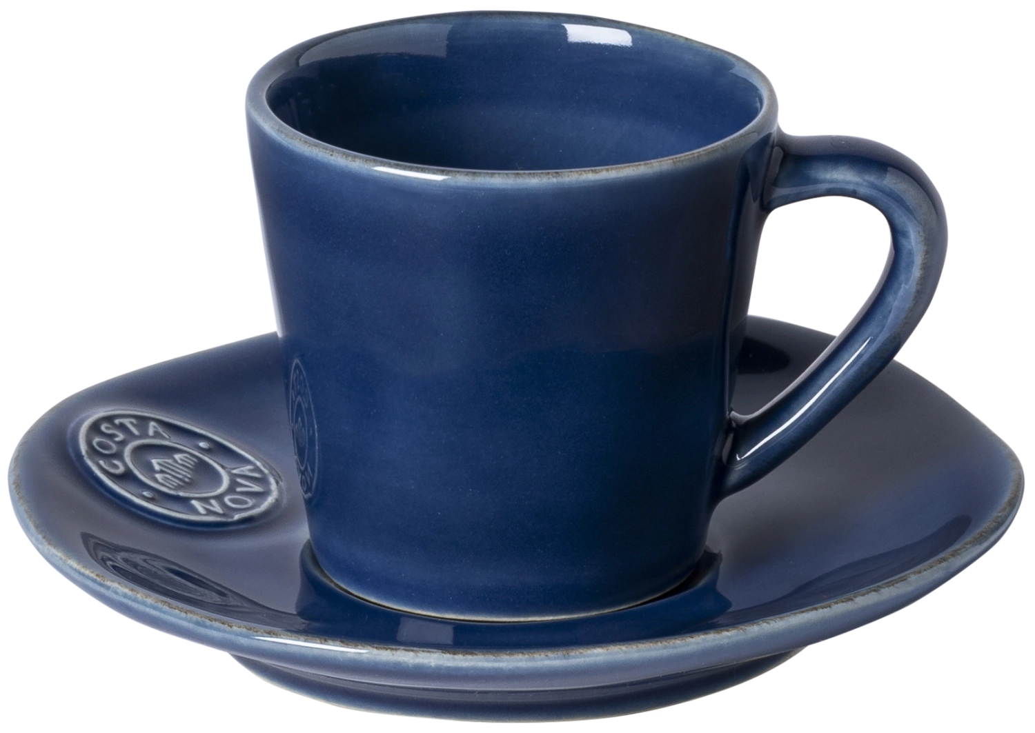 Nova tasse à café avec soucoupe