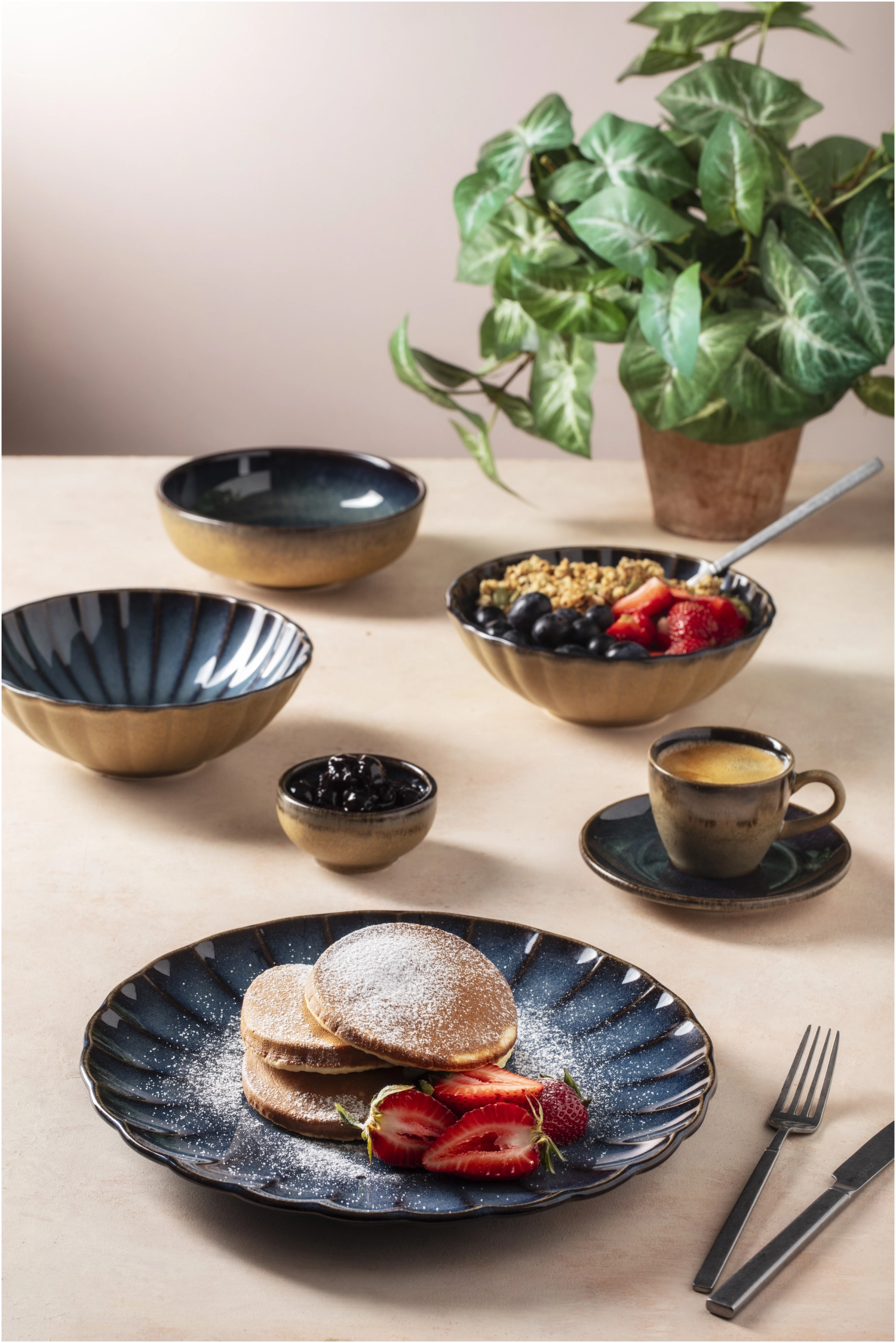 Ocean East Schüssel