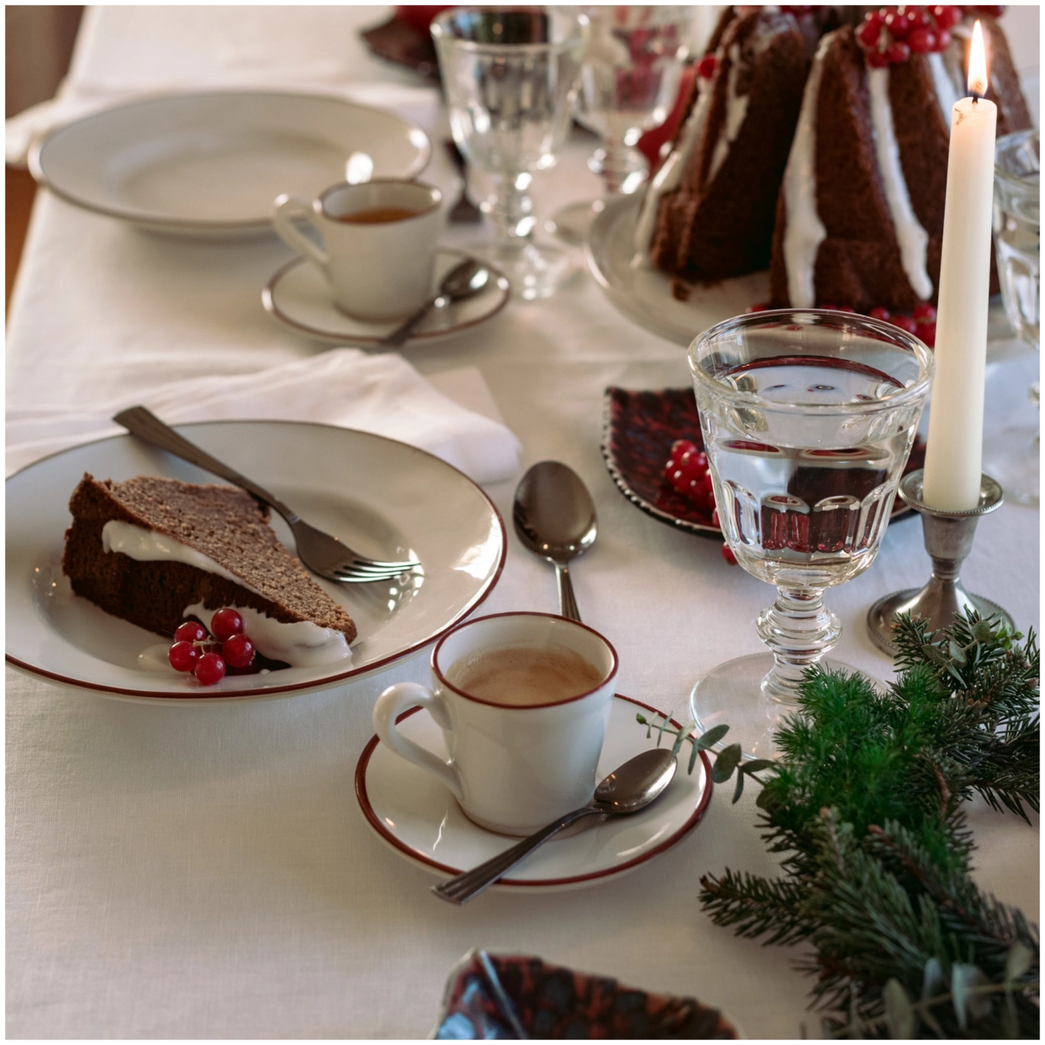 Beja Tasse à café avec soucoupe