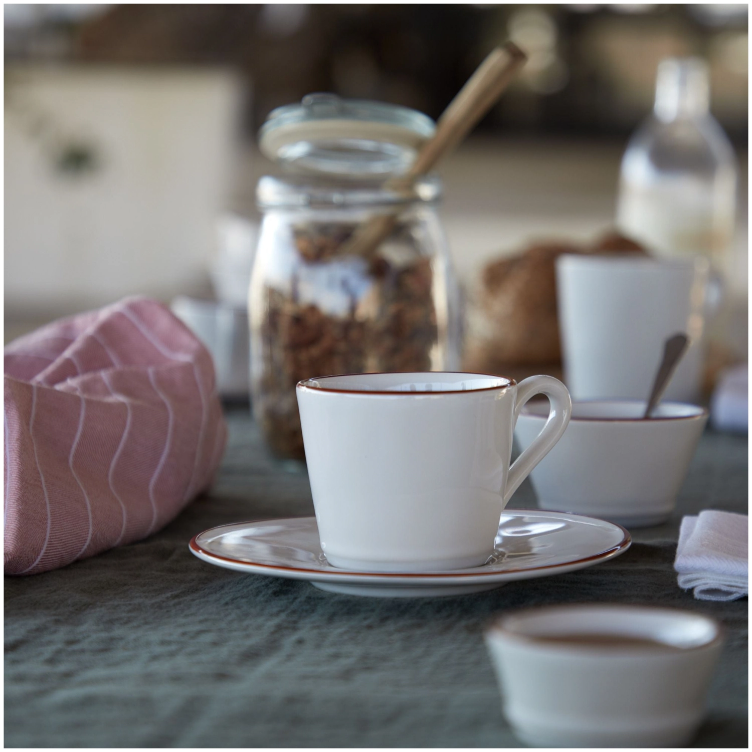 Beja Tasse à thé avec soucoupe
