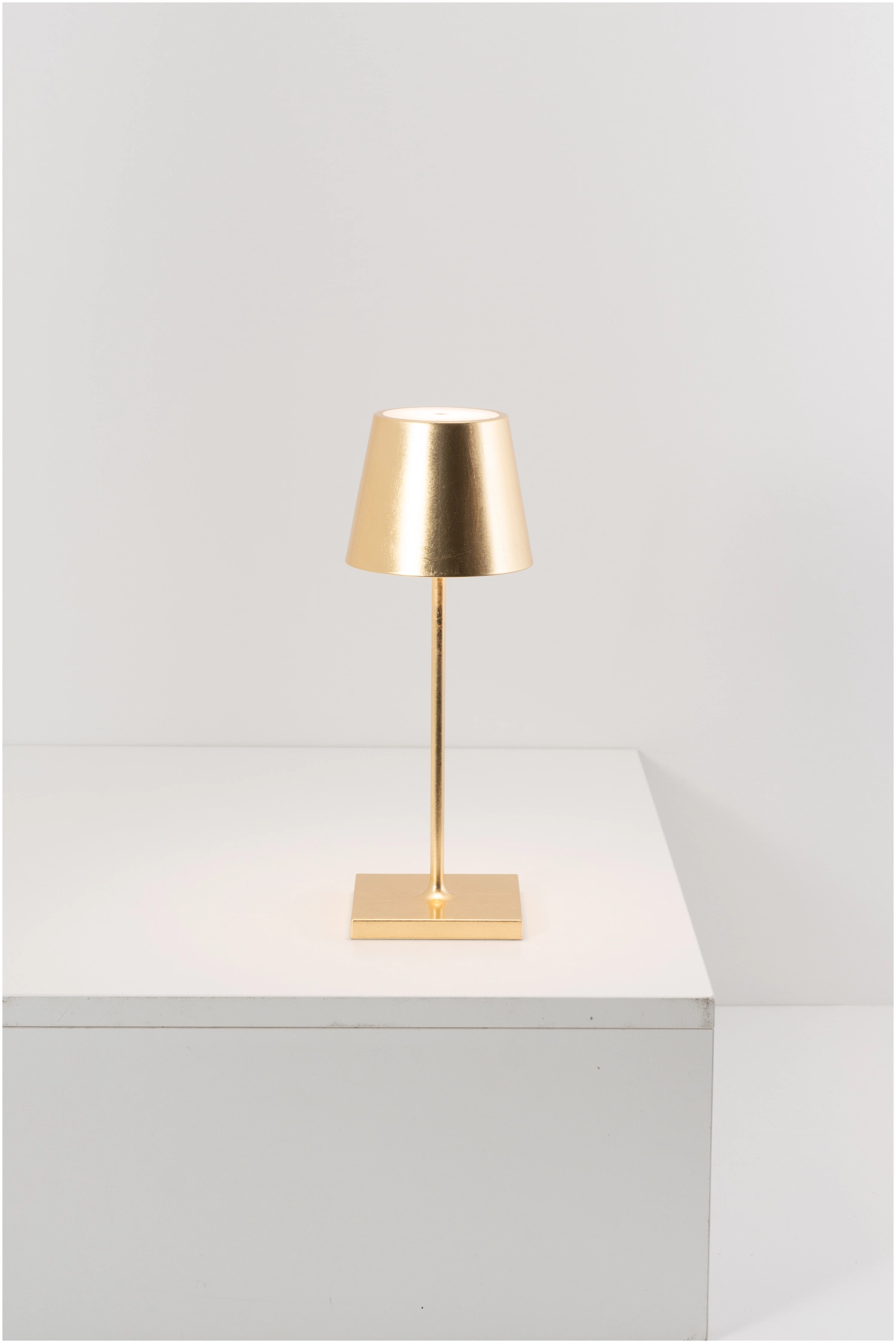 Poldina Pro mini Tischlampe