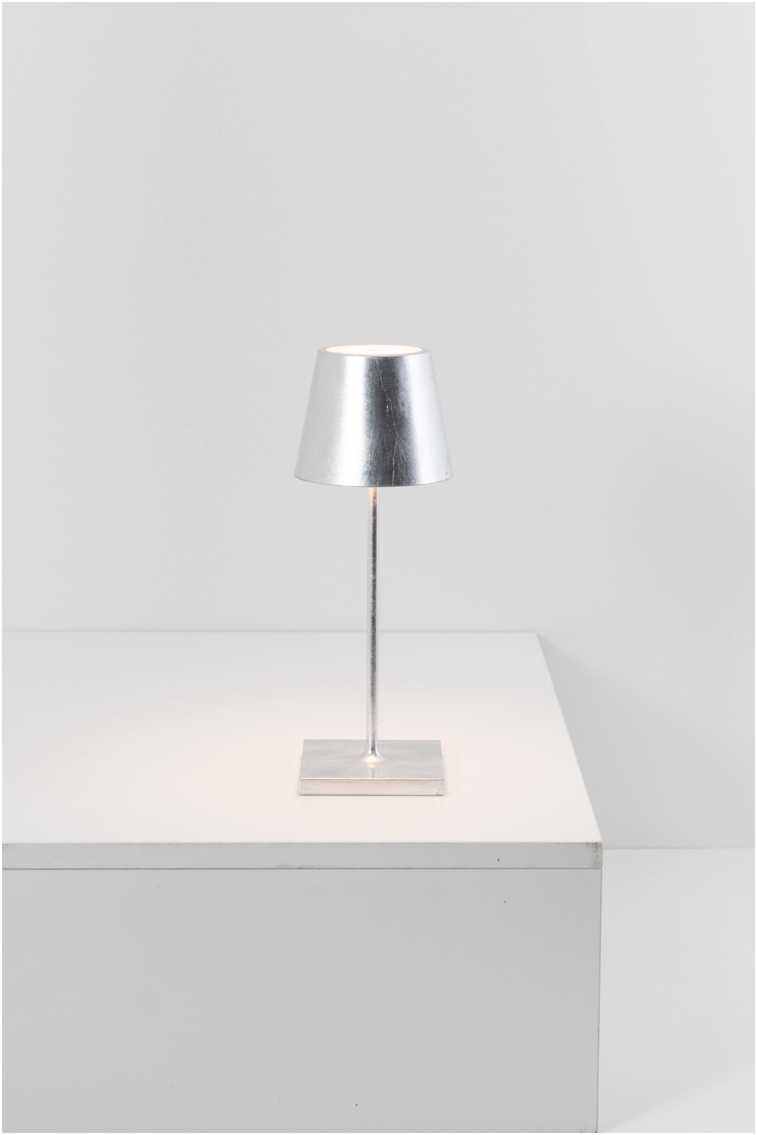 Poldina Pro mini Tischlampe